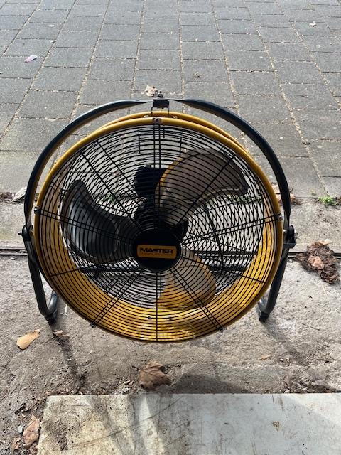 Master Industrie ventilator. In nieuwstaat, Ophalen, Zo goed als nieuw, Vloerventilator