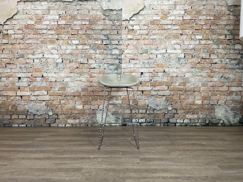 Moroso Fjord Barkruk – Grijs leer | Patricia Urquiola, Ophalen, 60 tot 90 cm, Zo goed als nieuw, Leer