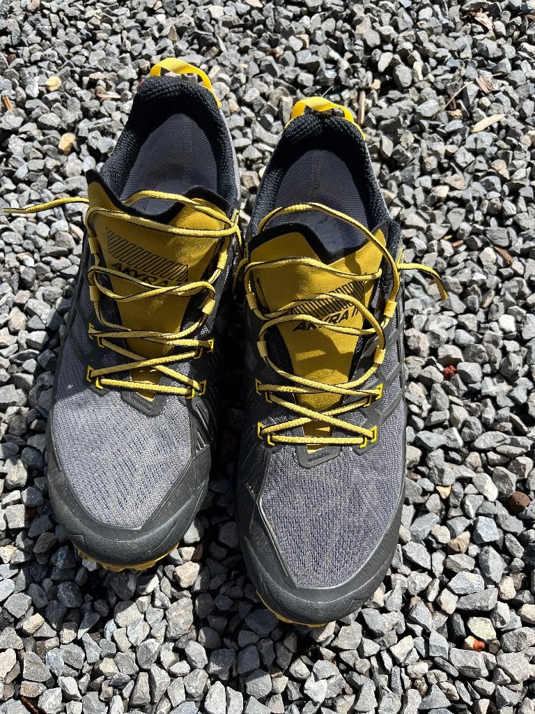La Sportiva Akyra 2 GTX maat 44.5, Sport en Fitness, Bergsport en Wandelen, Ophalen, Nieuw, Schoenen