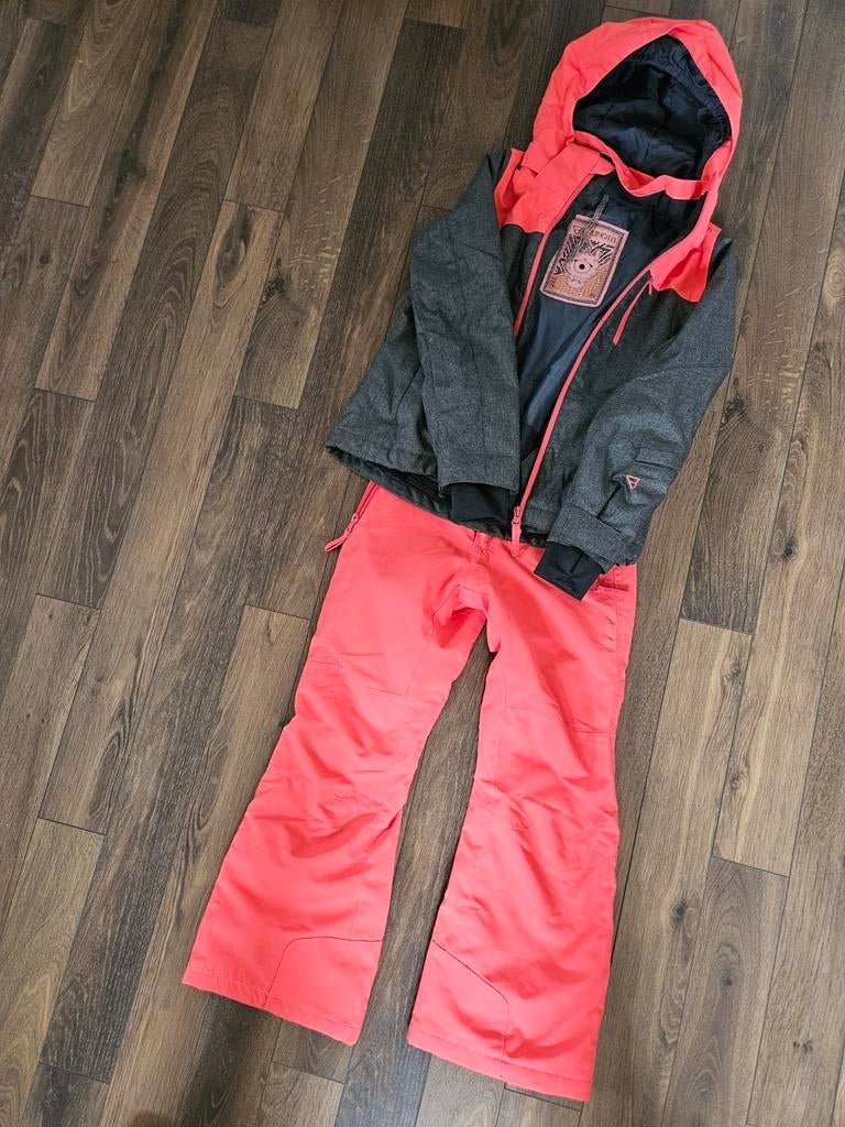Brunotti ski- of snowboardpak (jas en broek), Verzenden, Zo goed als nieuw, Brunotti, Maat 34 (XS) of kleiner