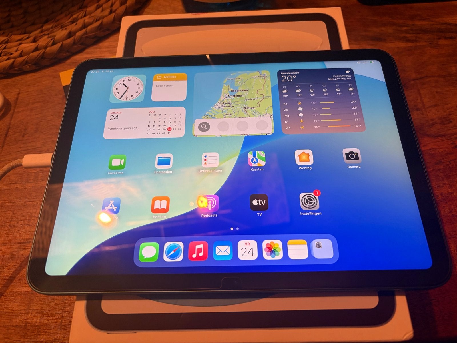 iPad 10e generatie 64GB Blauw - Zo goed als nieuw, Computers en Software, Apple iPads, Ophalen, 11 inch, Zo goed als nieuw, 64 GB