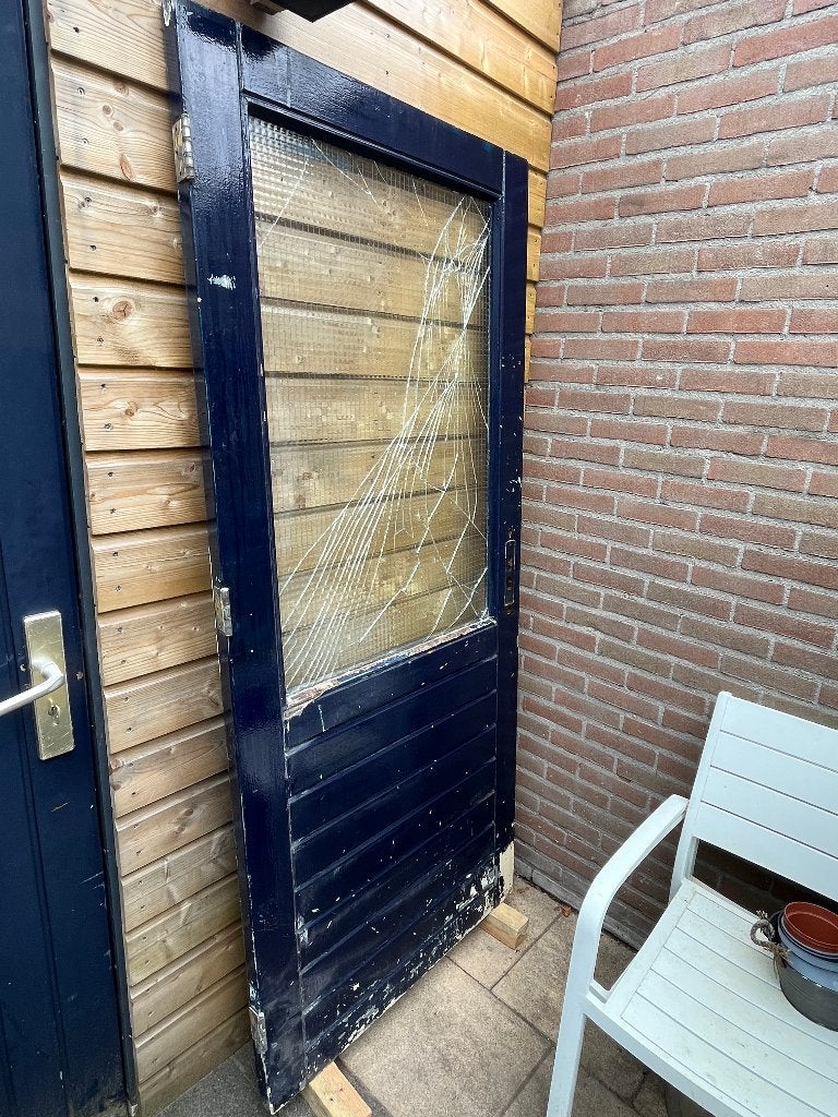 Meranti buitendeur , schuur deur gebroken glas . 201x885x40, Ophalen, Gebruikt, 80 tot 100 cm, Buitendeur