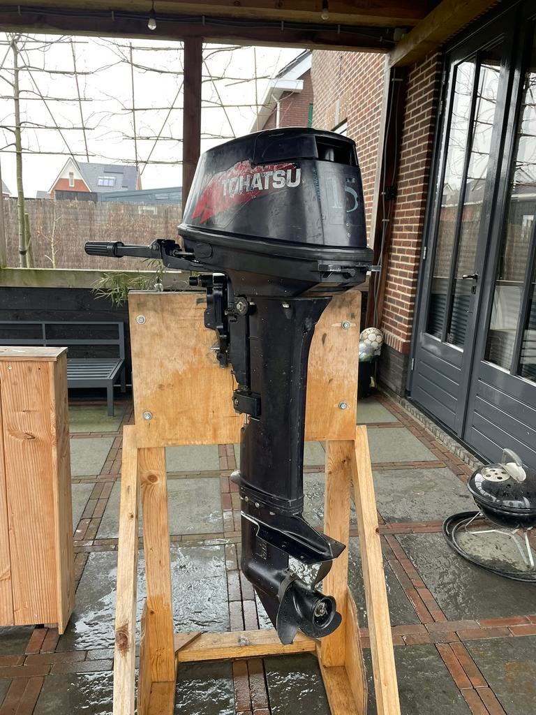 Tohatsu 15 pk 2 takt langstaart buitenboordmotor, Ophalen, 10 tot 30 pk, Zo goed als nieuw, Buitenboordmotor