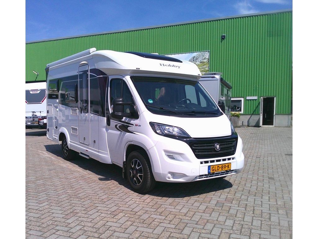 Hobby V65 GE 6-traps automaat, Caravans en Kamperen, Campers, Half-automaat, Ringverwarming, Fiat, Hobby