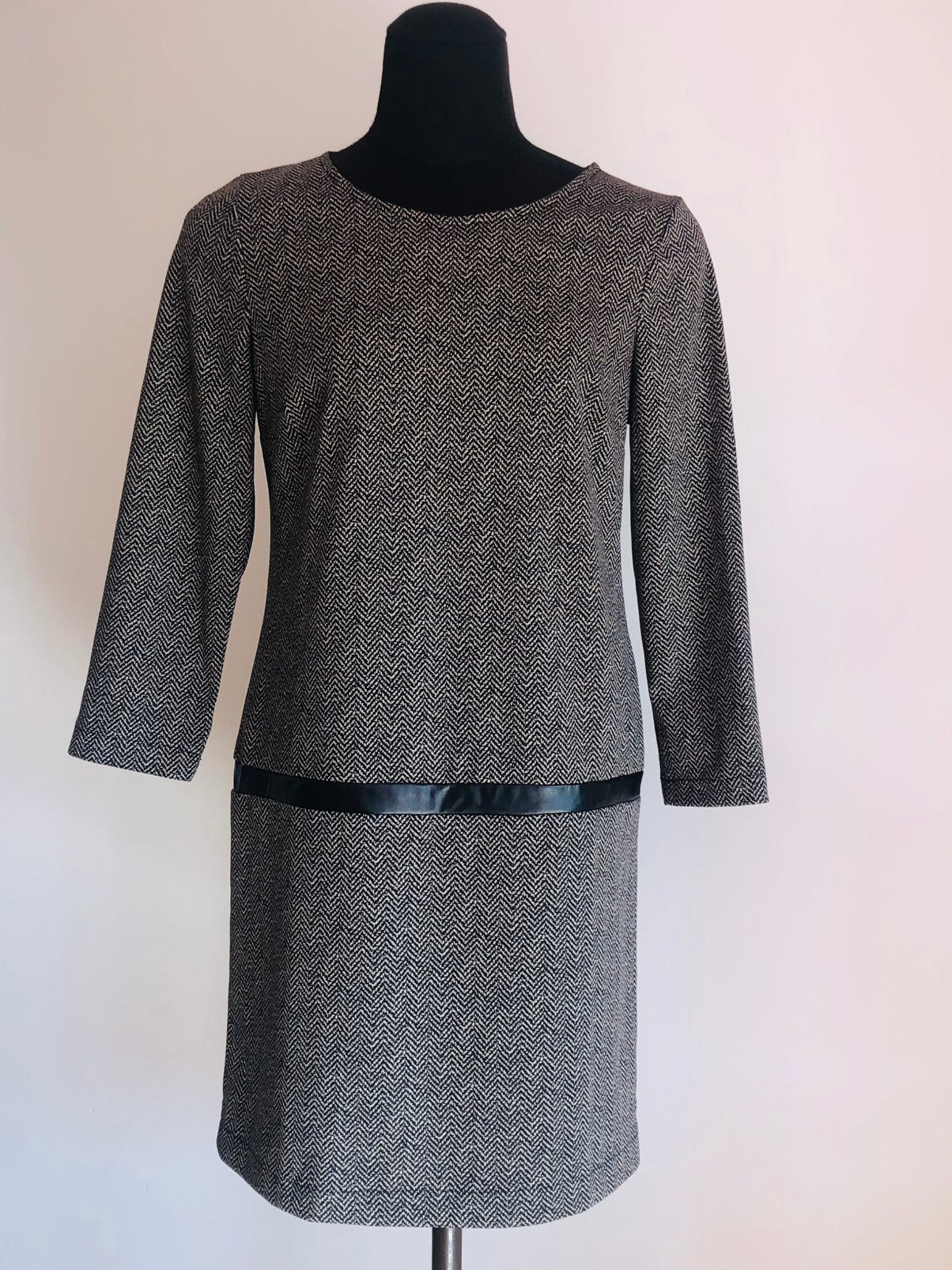 La Fee Maraboutee prachtige jurk maat 38, Kleding | Dames, Jurken, Maat 38/40 (M), Ophalen of Verzenden, Zo goed als nieuw, Knielengte