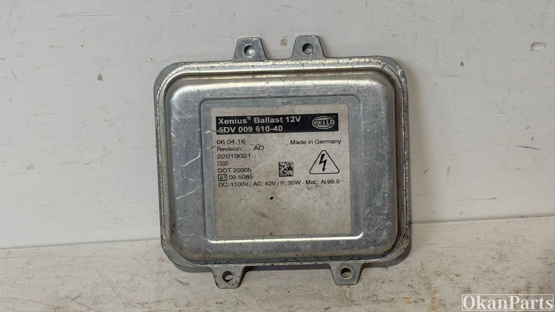 Mercedes Porsche Jaguar Opel Hella Xenon module 5DV009610-40, Gebruikt, Abbey Road, Whitley 1
CV3 4LF  Coventry, Jaguar, Jaguar Land Rover Limited
