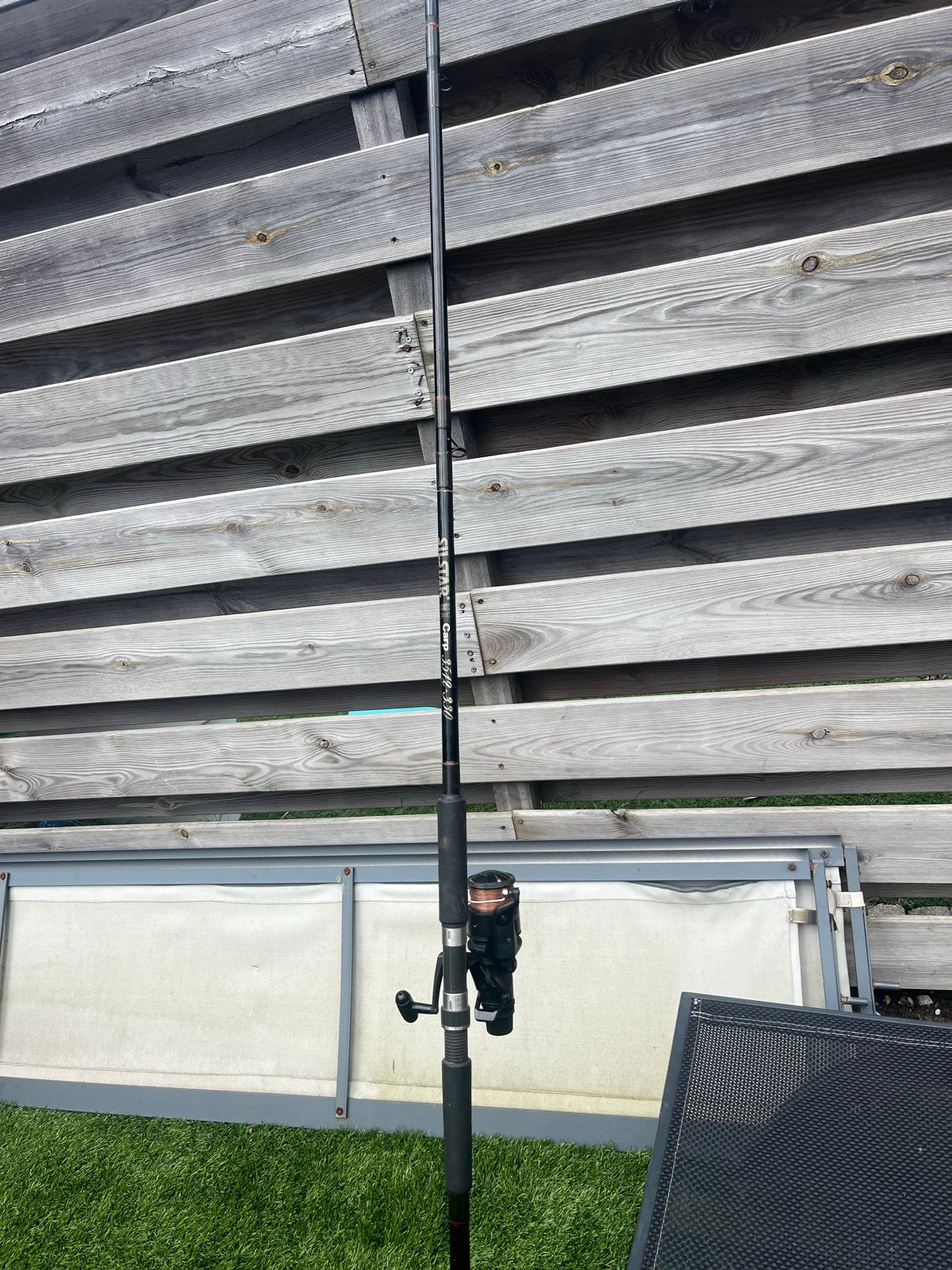 Karperhengel met Shimano molen - perfect voor beginners, Watersport en Boten, Ophalen of Verzenden, Zo goed als nieuw, Werphengel