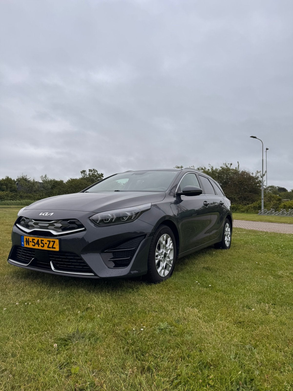 Kia (Pro) Cee d 1.6 GDI Phev 141pk Dct6 2022 Grijs, Stationwagon, Te koop, 1300 kg, (Pro) Cee d