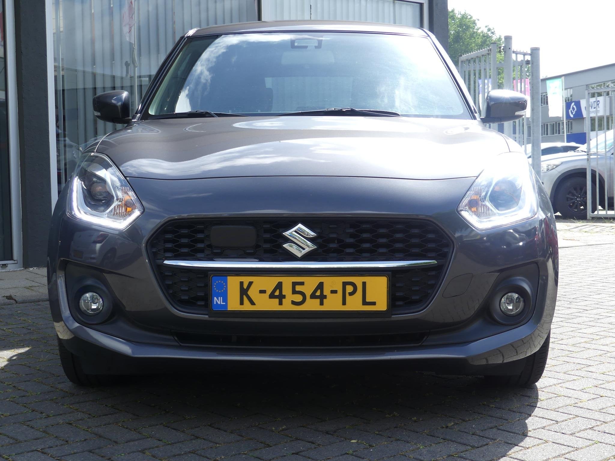Suzuki Swift 1.2 Style Smart Hybrid Cruise Control & Clima,, Auto's, Suzuki, 83 pk, Stof, Gebruikt, 400 kg