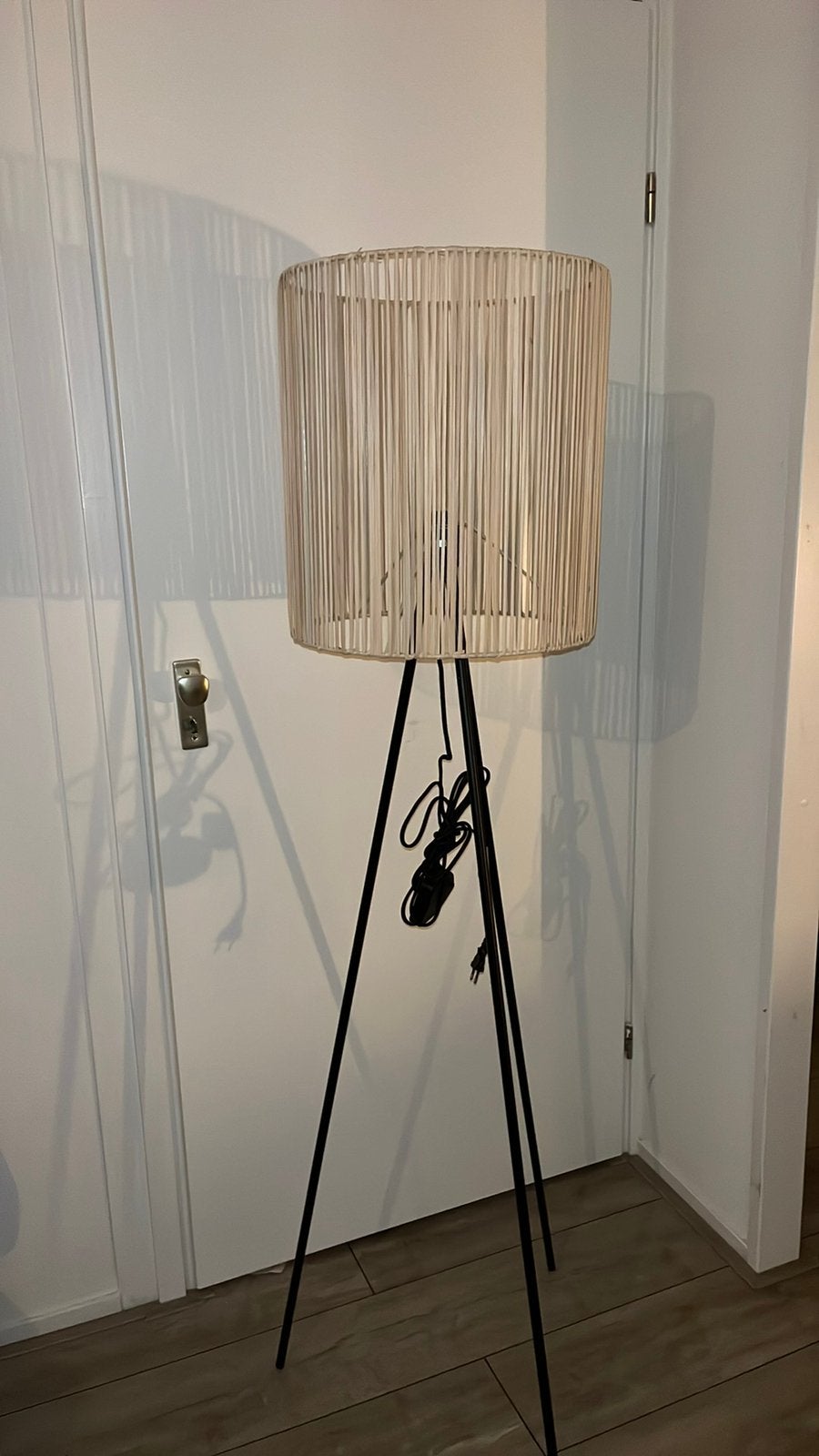 Lamp, Huis en Inrichting, Lampen | Vloerlampen, Ophalen, Zo goed als nieuw, 150 tot 200 cm
