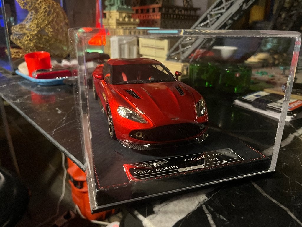 Avan Style Aston Martin / BBR modellen Ferrari.  1/18, Hobby en Vrije tijd, Ophalen of Verzenden, Nieuw, Auto, Bburago