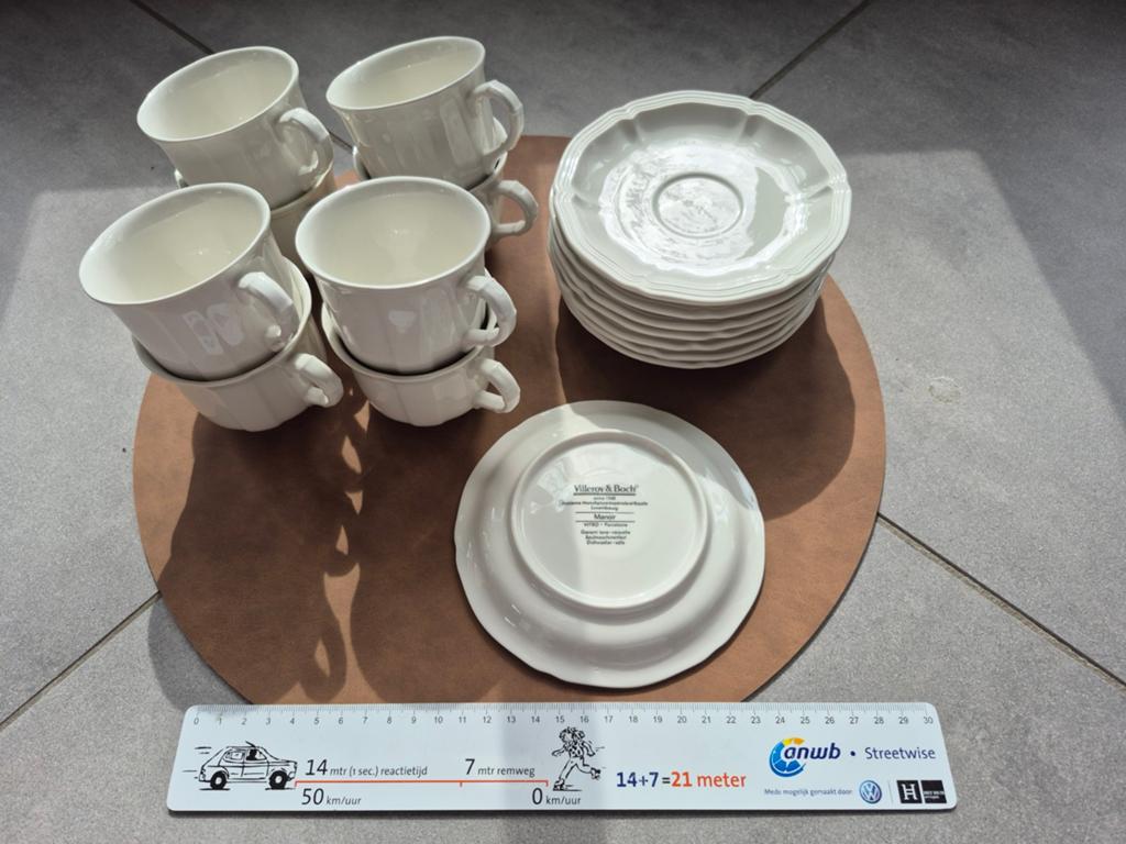 Ophalen Villeroy en Boch 8 koffiekopjes met schotels, Ophalen, Porselein, Overige stijlen, Kop(pen) en/of Schotel(s)