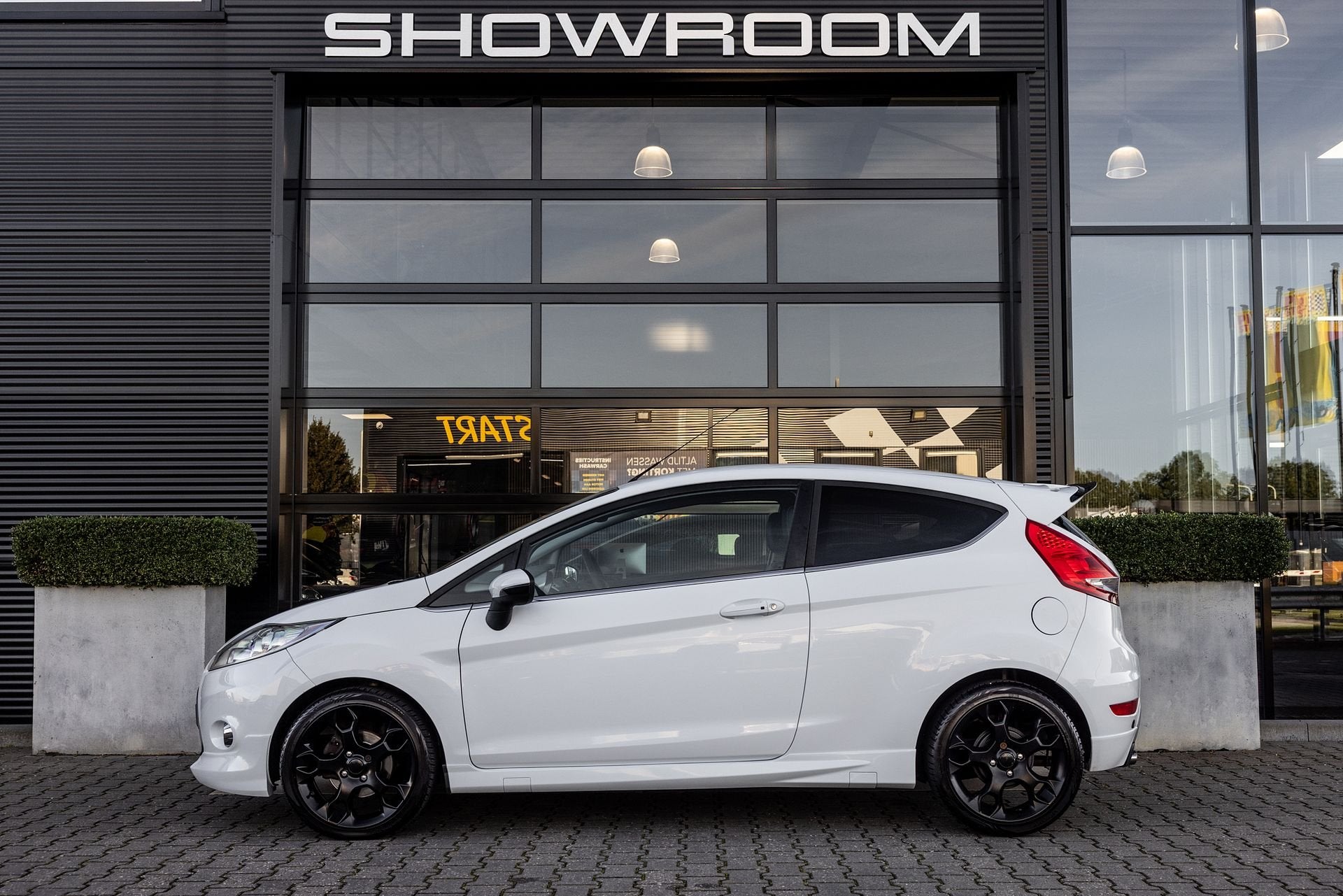Ford Fiesta  ST-Line, Metal, 1.6, 120 PK, Goed onderhouden!, Wit, Bedrijf, Handgeschakeld, Fiësta