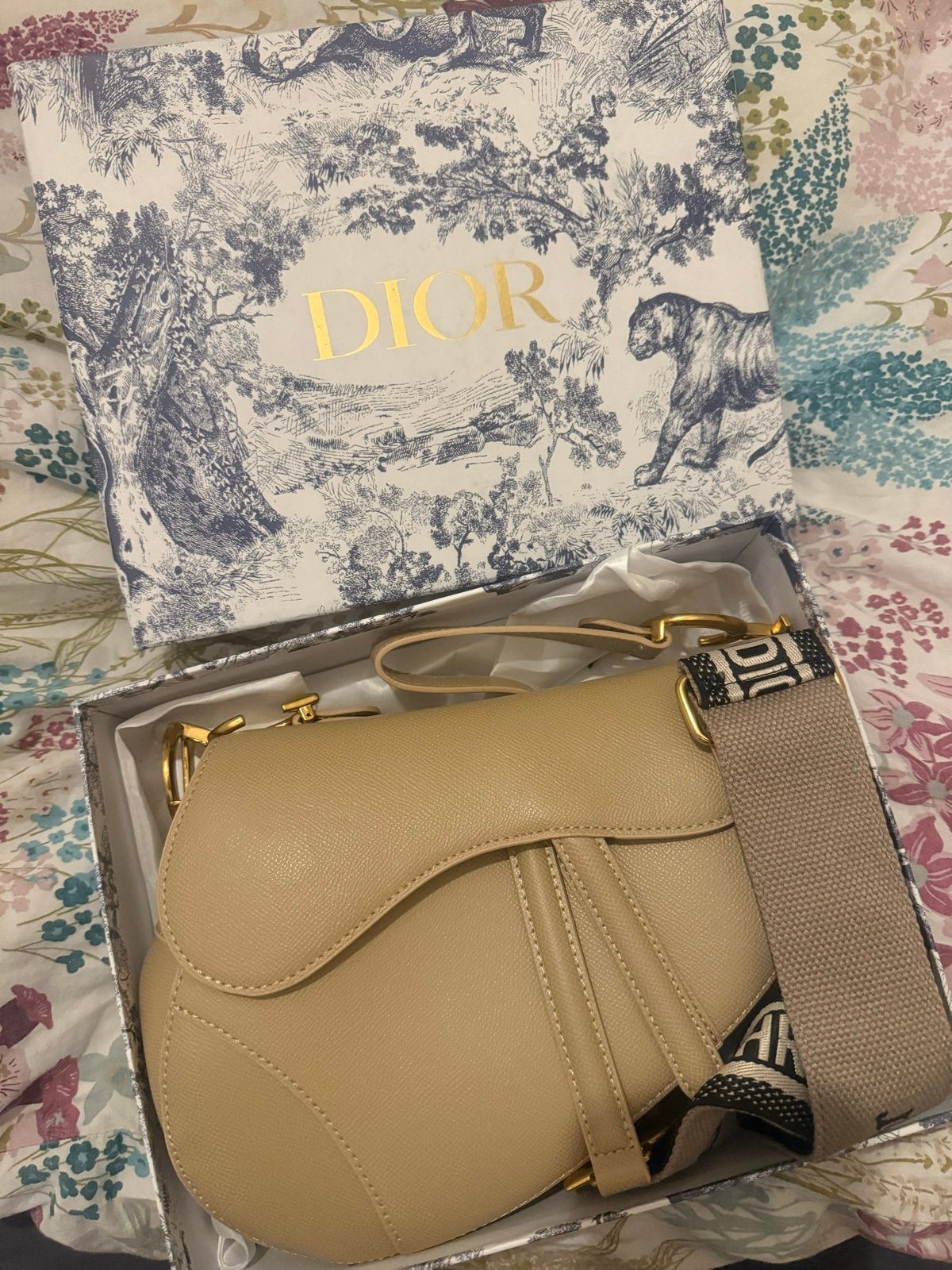 Dior Saddle Bag - Beige Dames Tas, Ophalen of Verzenden, Zo goed als nieuw, Beige, Handtas