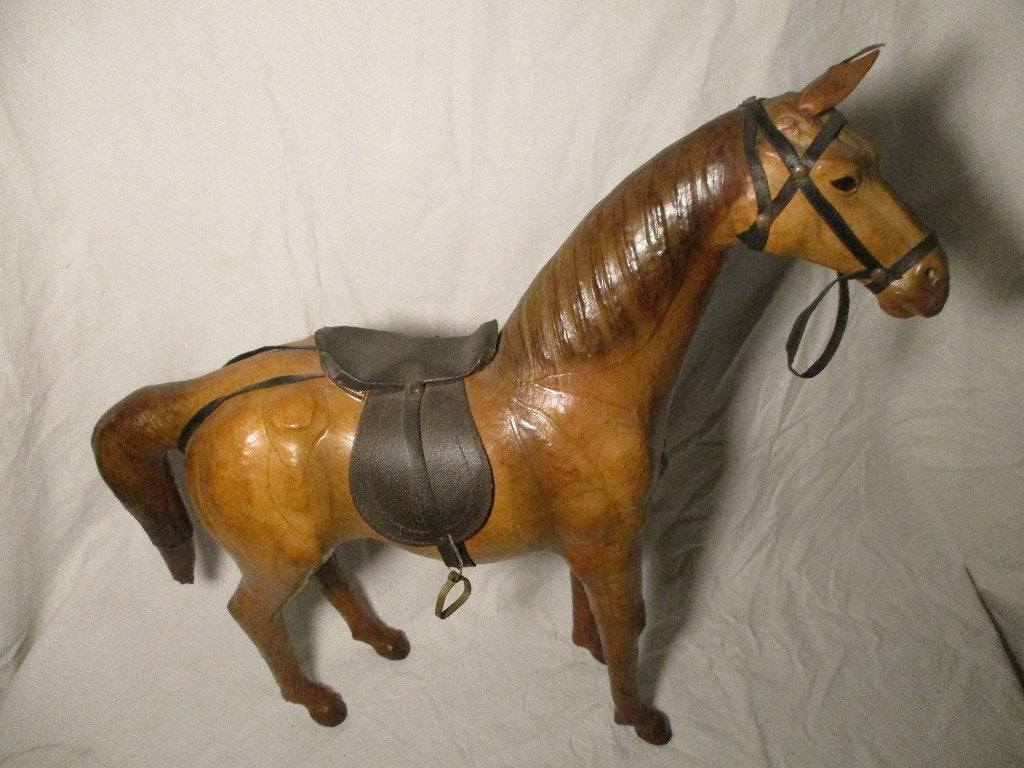 groot paarden beeld gemaakt van leer, Ophalen of Verzenden, Zo goed als nieuw, Dier