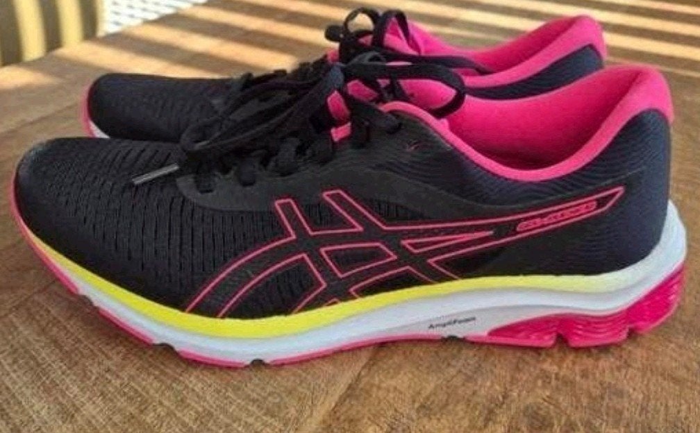 NIEUW dames ASICS Gel Pulse 12 hardloopschoenen maat 44, Hardloopschoenen, Nieuw, Ophalen of Verzenden, Hardlopen