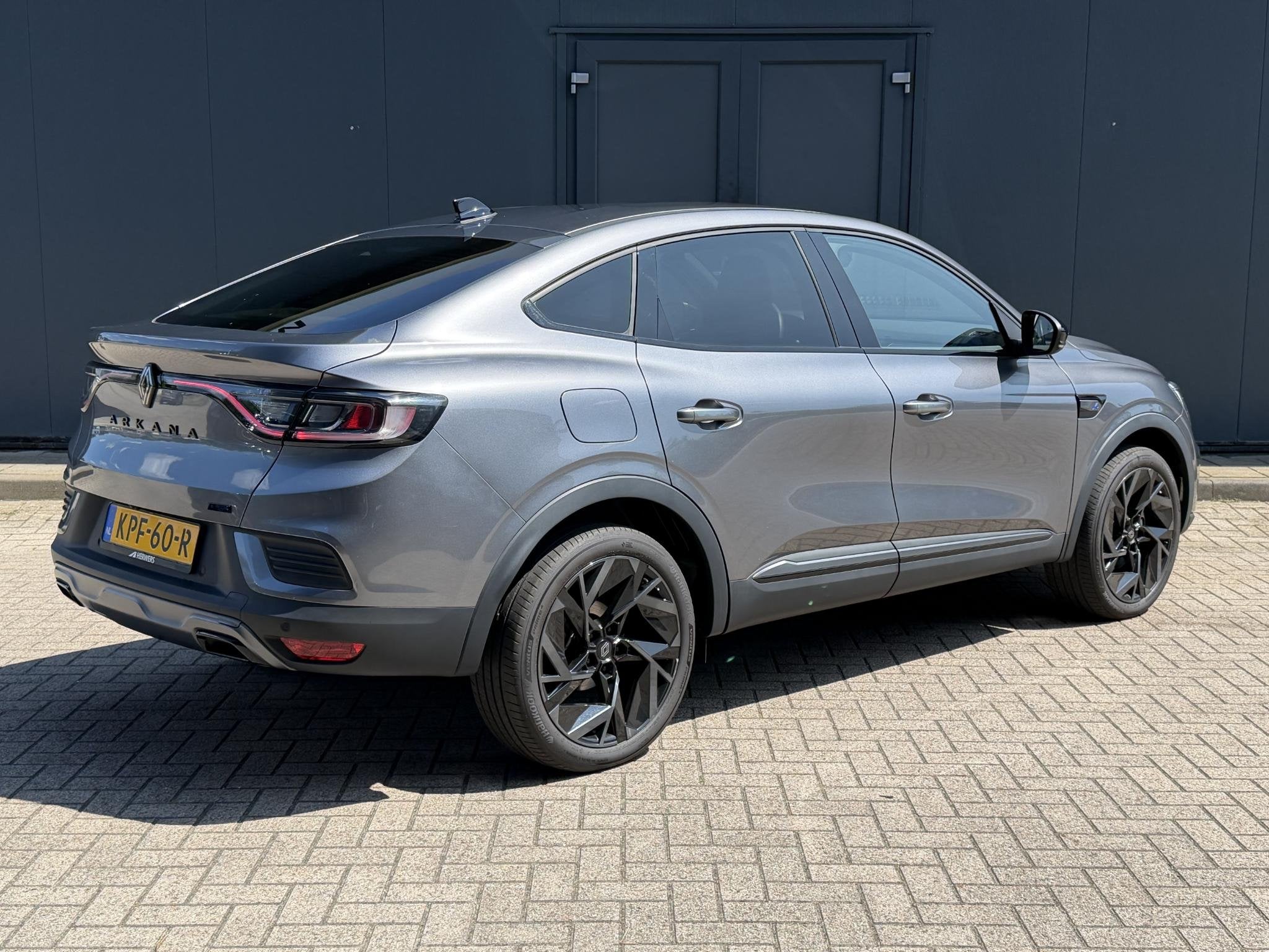 Renault Arkana 1.6 E-Tech full hybrid 145 esprit Alpine / Fa, Auto's, Arkana, Automatische klimaatregeling, Gebruikt, Bedrijf