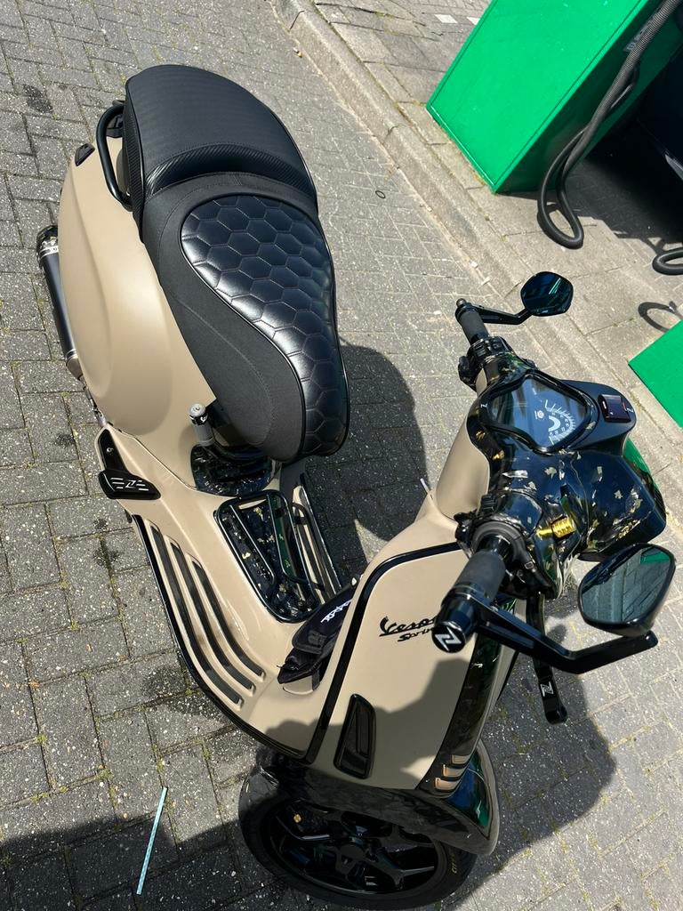 Vespa sprint 80cc DD || Akrapovic || Full Zelioni & Malossi, Fietsen en Brommers, Scooters | Vespa, Ophalen, Overige modellen