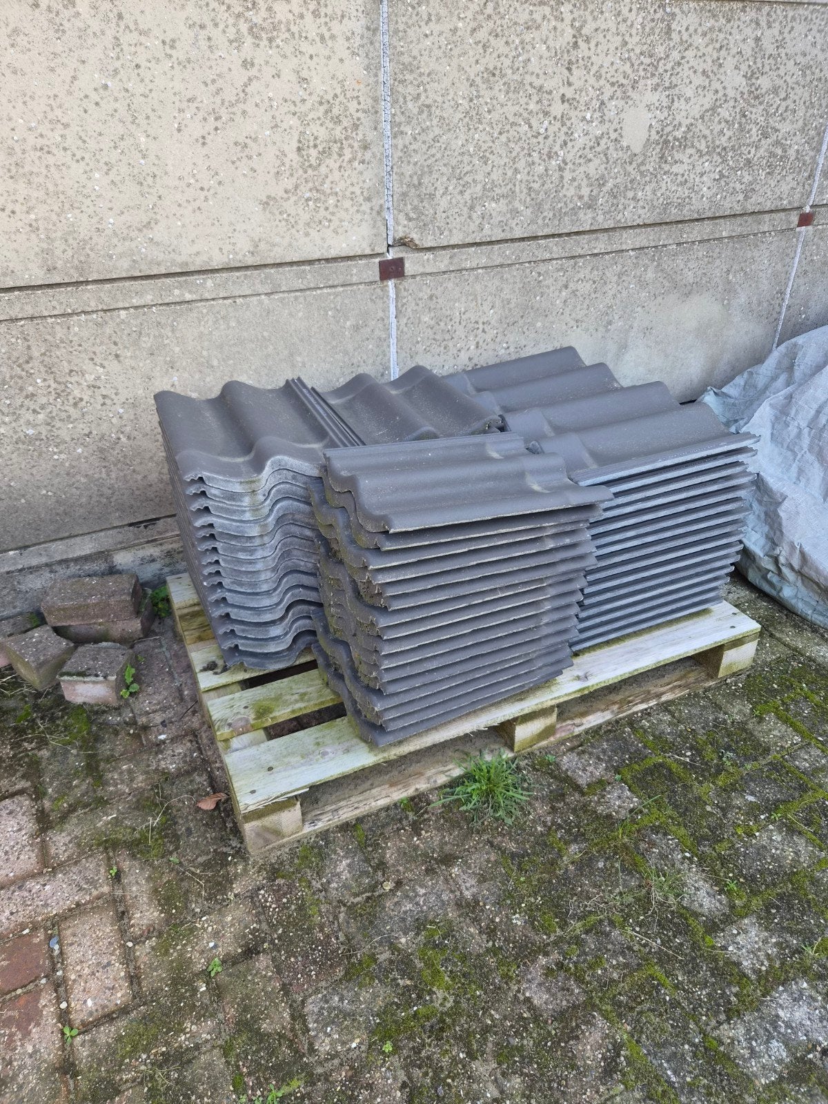 Nelskamp sneldek dakpannen 80 stuks 2022, Ophalen, Overige materialen, Dakpannen, Grijs
