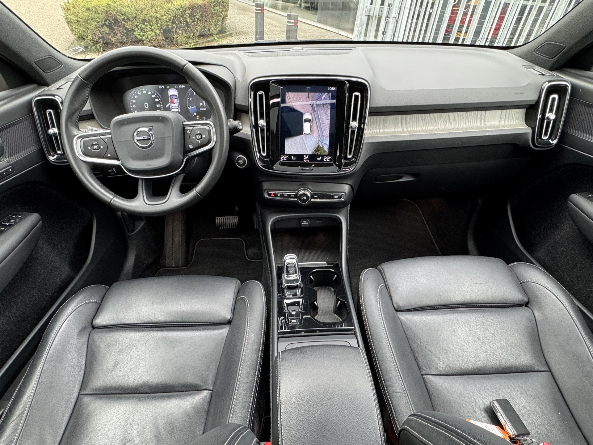 Volvo XC40 2.0 T4 Inscription Pano.dak | trekhaak | winterpa, Auto's, Volvo, 12 maanden, 15 km/l, Euro 6, Blauw
