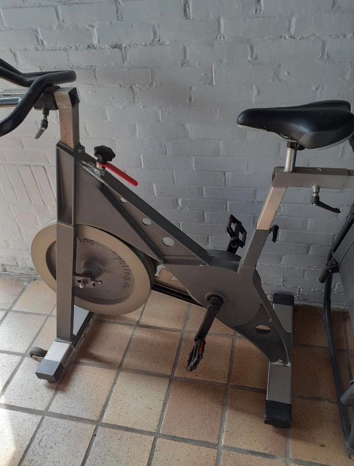 Indoor spinningfiets - Perfect voor thuistraining, Ophalen, Spinningfiets, Aluminium, Zo goed als nieuw