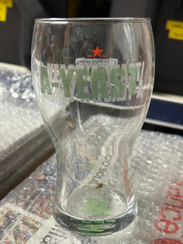 A yeast Heineken dubbeldruk glas, Ophalen, Zo goed als nieuw