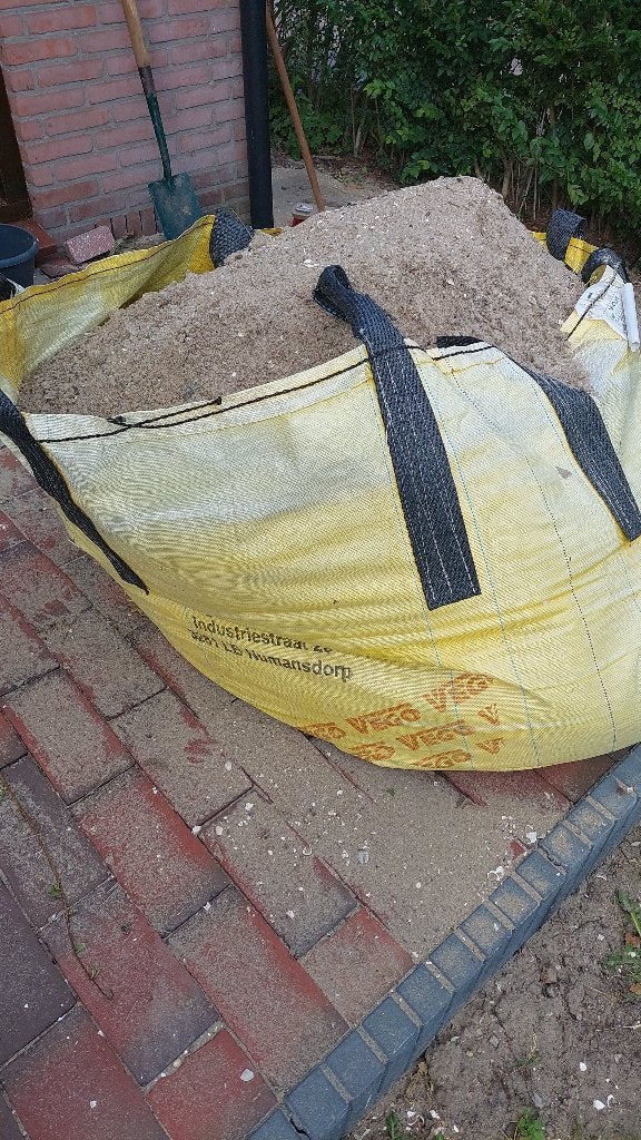 Gratis ophalen: Ophoogzand, Tuin en Terras, Ophalen, Zo goed als nieuw, Ophoogzand