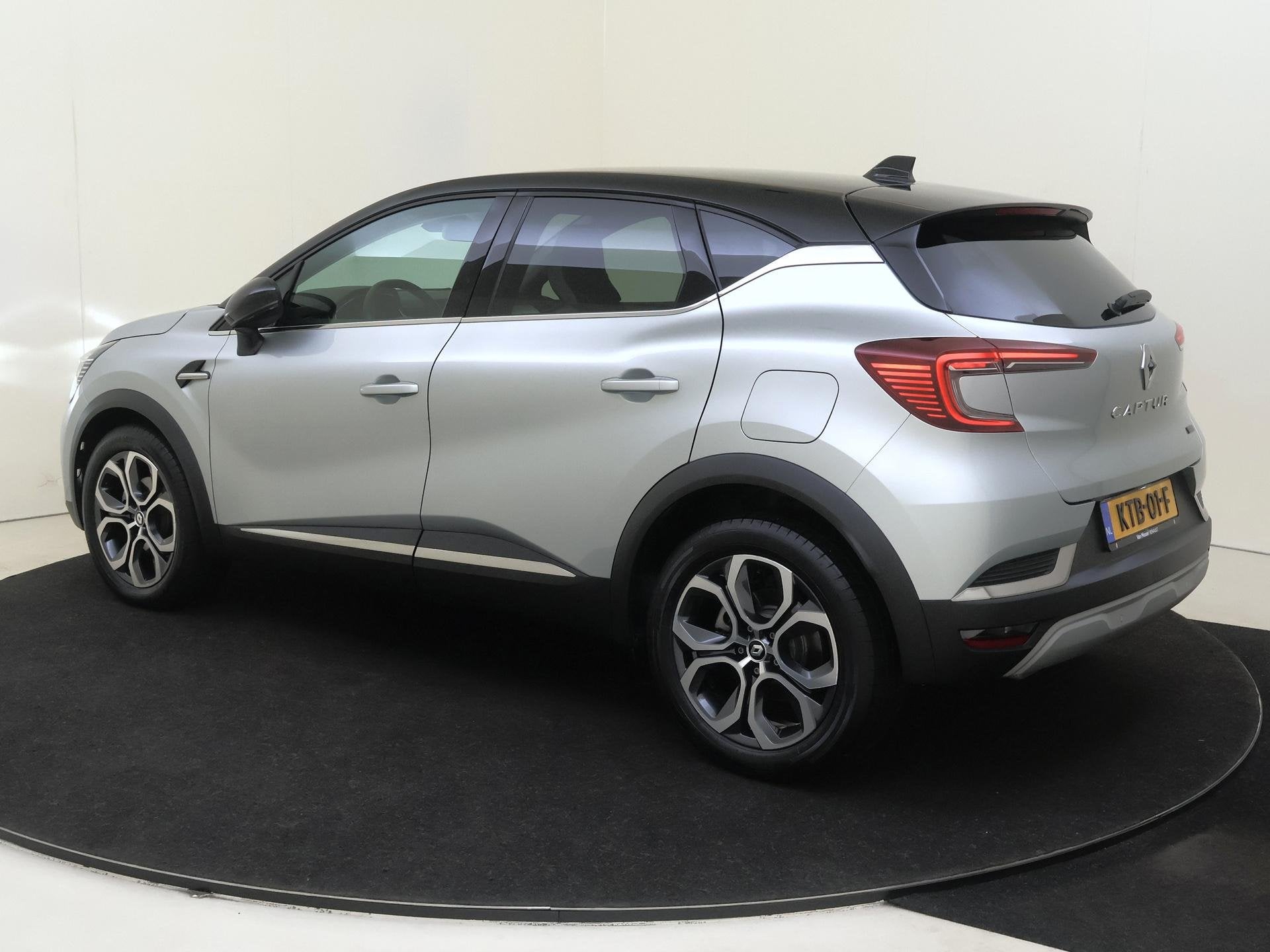 Renault Captur 1.6 E-Tech plug-in hybrid 160 techno | Naviga, Auto's, 77 km/l, Gebruikt, Leder en Stof, Bedrijf
