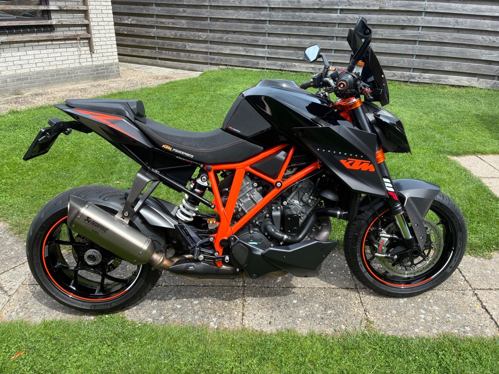 KTM 1290 superduke R, 2 cilinders, Motorrijbewijs A, Handvatverwarming, Gebruikt