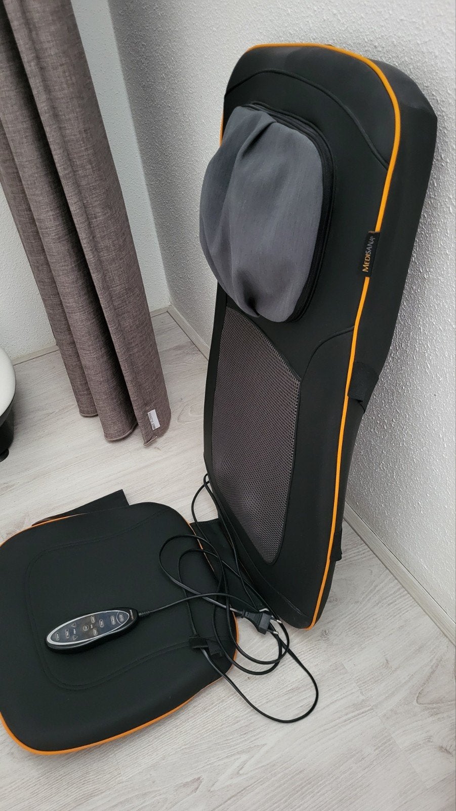 Medisana Shiatsu Massagestoel met Warmtefunctie, Ophalen, Massagestoel of Kussen