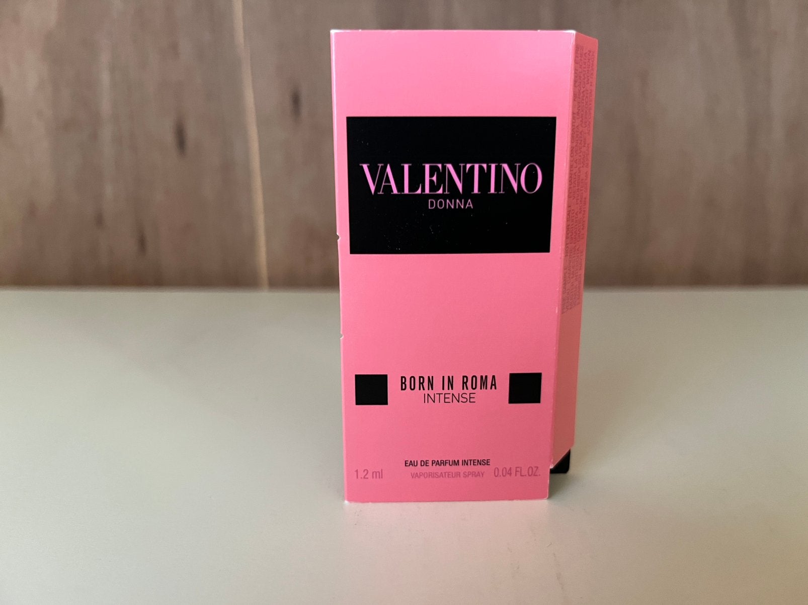 Valentino Born in Roma Donna Intense 1,2ml Sample, Verzenden, Nieuw