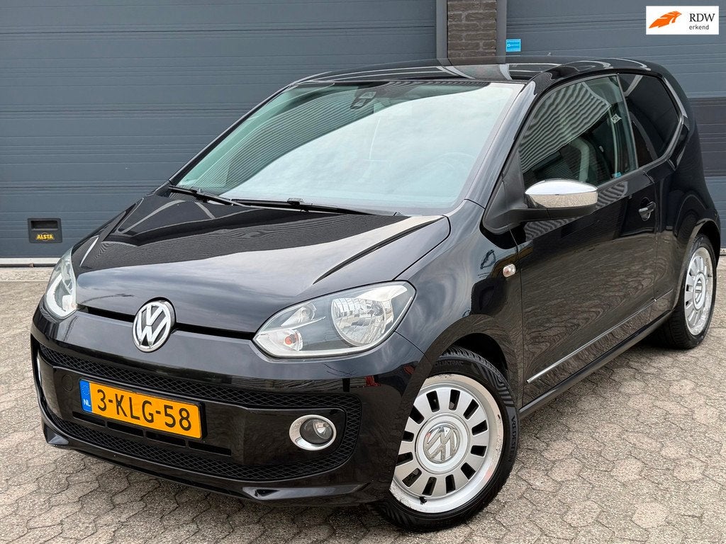 Volkswagen Up! 1.0 high up! BlueMotion|NAVI|NIEUWE APK|AIRCO, Euro 5, Gebruikt, Up!, 4 stoelen