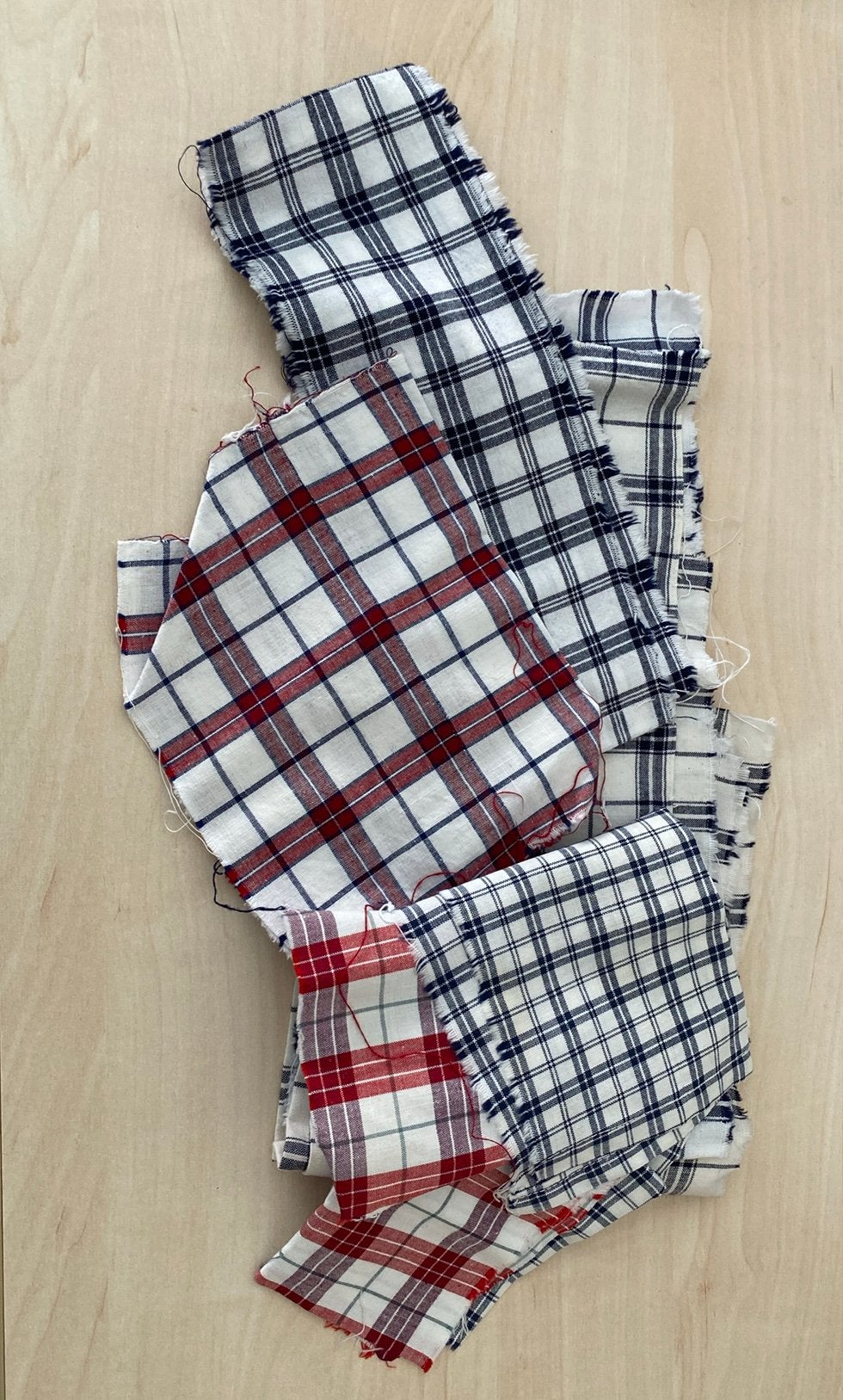 Verschillende lapjes van klederdracht, Overige kleuren, Ophalen of Verzenden, Zo goed als nieuw, Katoen