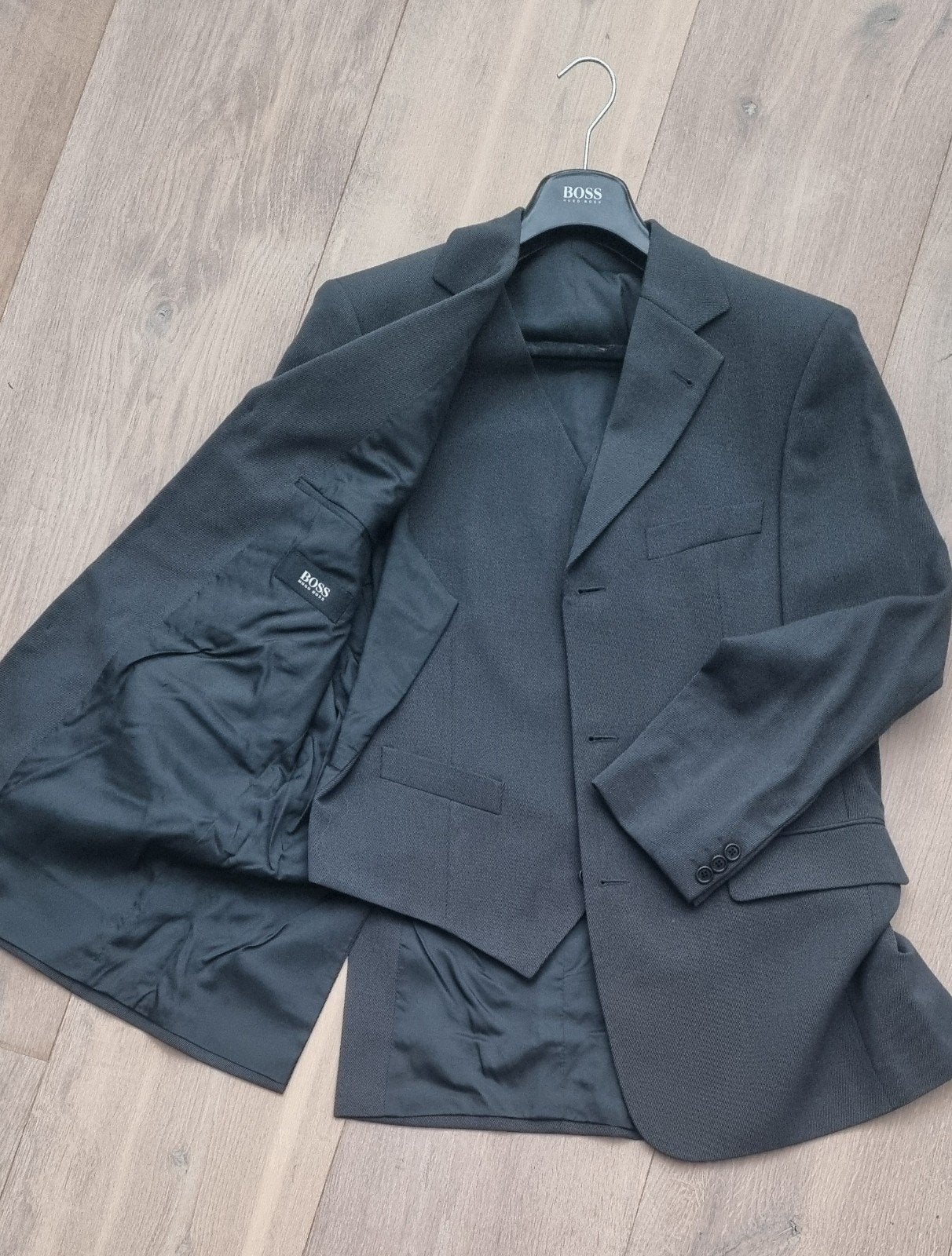 3 delig grijs kostuum van BOSS mt 50, 1x gedragen, Kleding | Heren, Kostuums en Colberts, Maat 48/50 (M), Ophalen of Verzenden