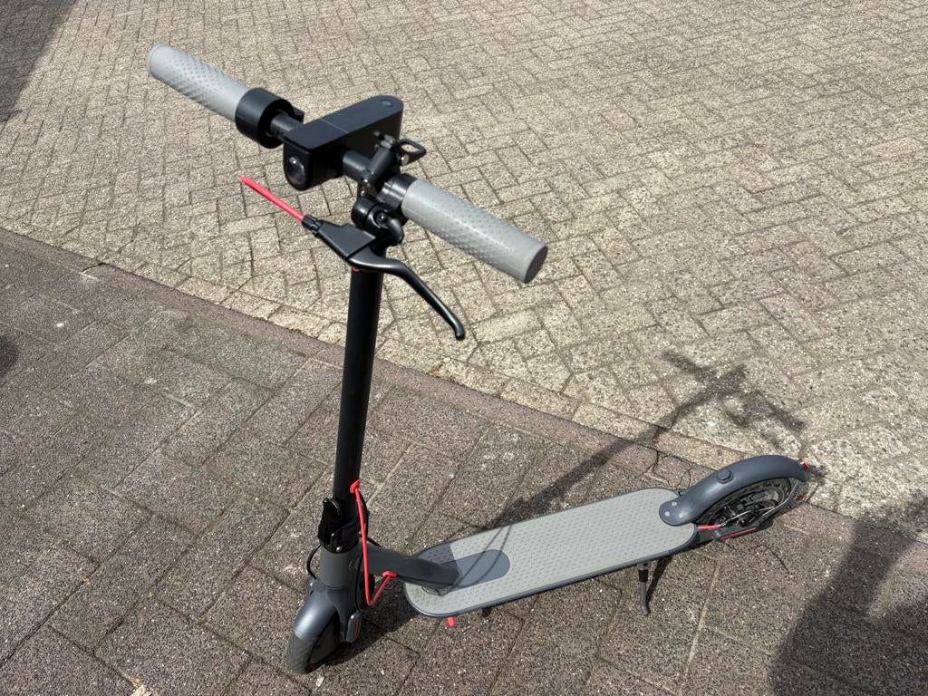 Elektrische step, Fietsen en Brommers, Steps, Ophalen of Verzenden, Zo goed als nieuw, Elektrische step (E-scooter)