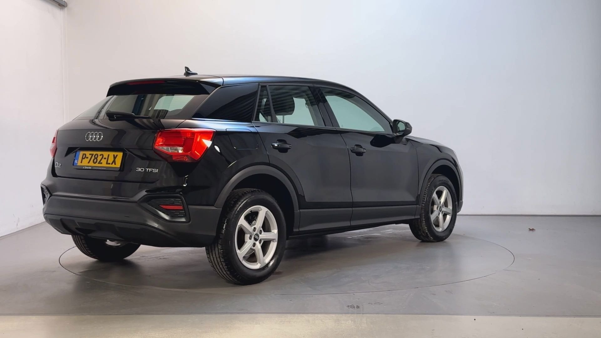 Audi Q2 30 TFSI Pro Line App-Connect DAB+ Climate Control Ad, Auto's, Voorwielaandrijving, Dealer onderhouden, Stof, Gebruikt