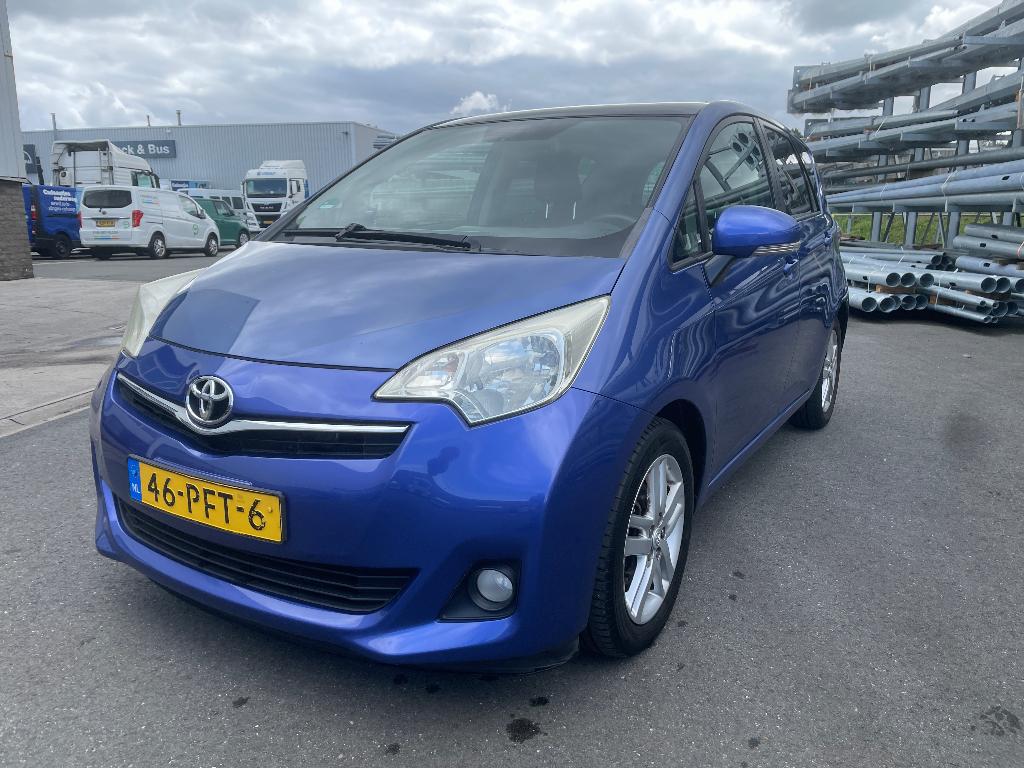 Toyota Verso-S 1.3 Vvt-i 2011 Blauw, Voorwielaandrijving, Euro 5, Stof, Zwart