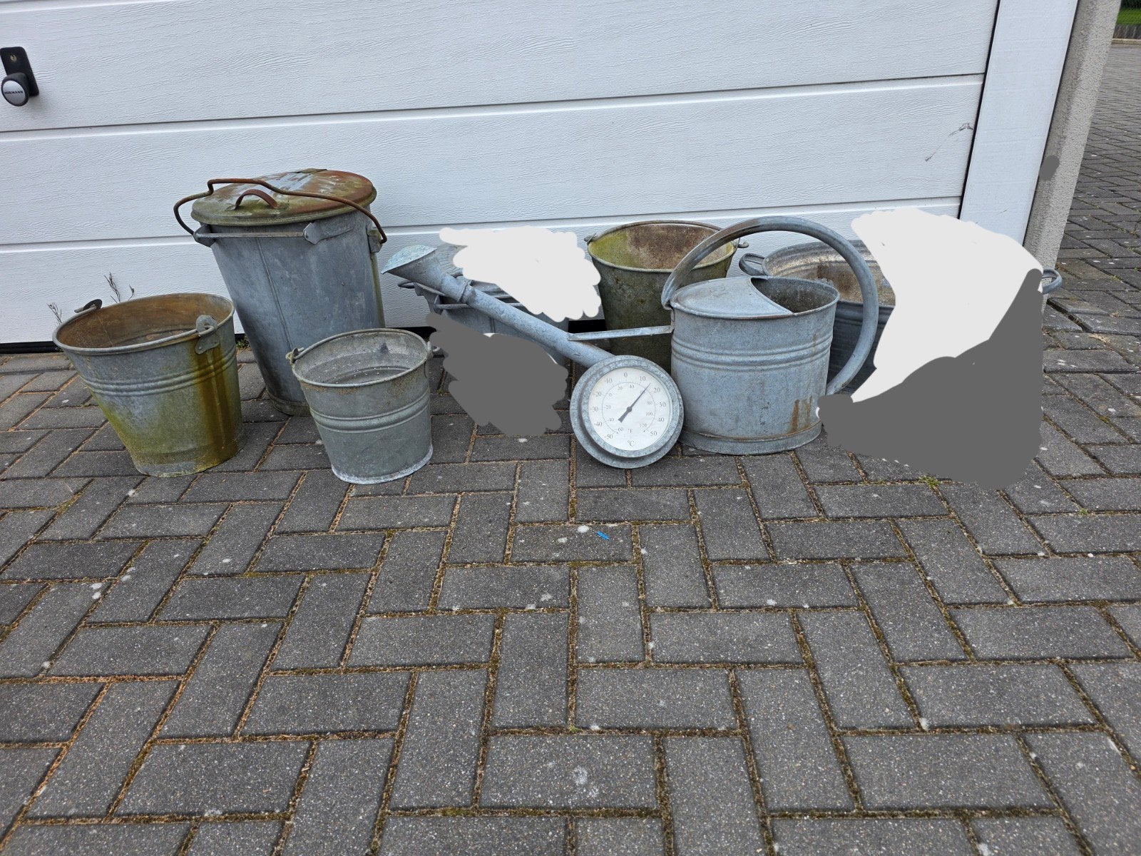 6 Verschillende oude zinken items vuilnisbak gieter emmer, Ophalen, Overige materialen, Rond, Balkon