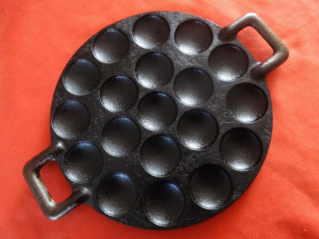 Poffertjespan "Koopmans" gietijzer vintage diam 23,5 cm, Gebruikt, Ophalen of Verzenden, Koekenpan of Braadpan, Gietijzer