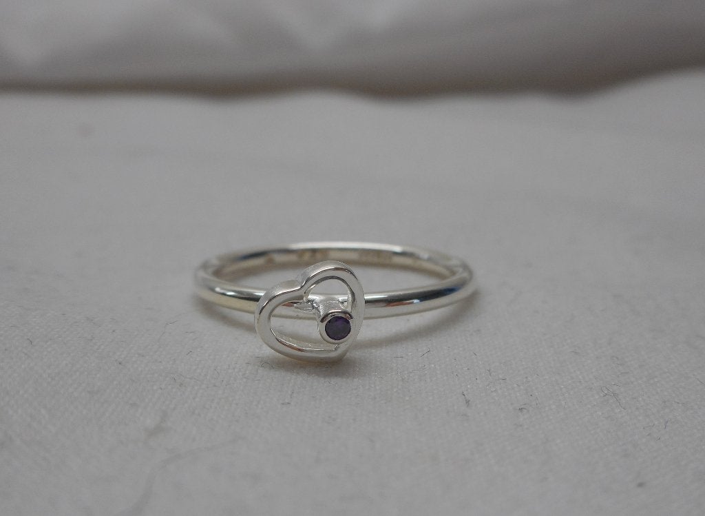 Zilveren stapelring met hartje maat krap 17 nr.421, Verzenden, Dame, Zilver, Zilver