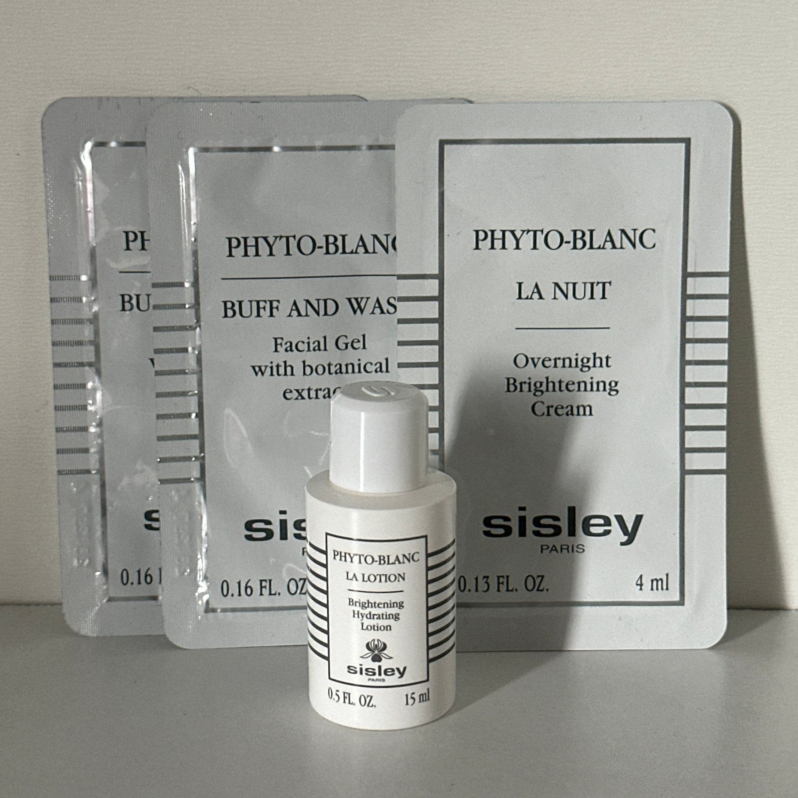 Sisley Phyto-Blanc Buff and Wash/Lotion/Cream, Ophalen of Verzenden, Nieuw, Gehele gezicht, Verzorging