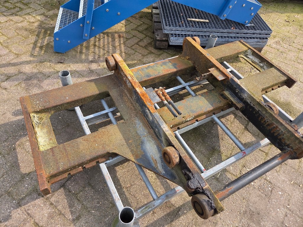 10 tons vorkenbord met vorken, Vorken 1.80 m lang, Ophalen, Nieuw
