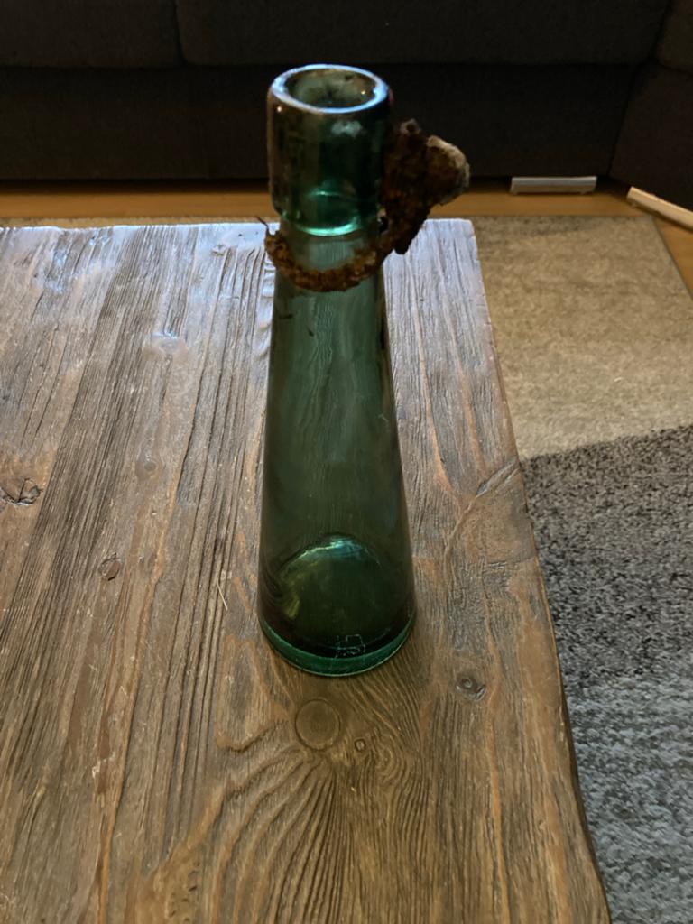 Antieke kegelvormige groene bierfles beugelfles 1890-1900, Antiek en Kunst, Ophalen