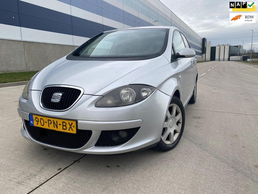 Seat Altea 1.6 Stylance NAP/CLIMA/CARPLAY/APK 1 JAAR, Auto's, Seat, Gebruikt, 1295 kg, 4 cilinders, Metallic lak