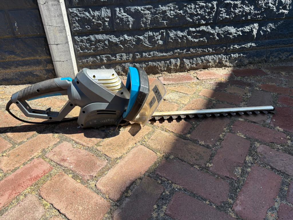 Gamma heggenschaar, Ophalen, Gebruikt, Elektrisch
