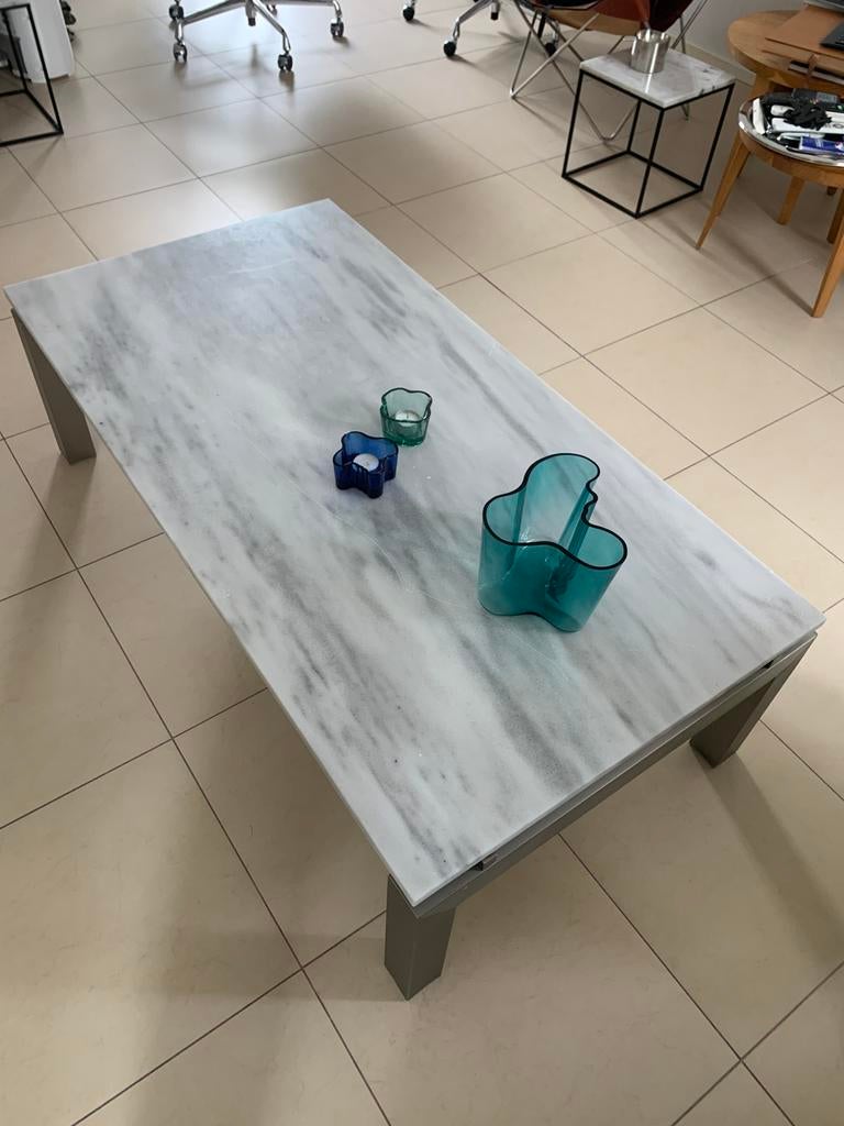 Mooie marmeren salon tafel met rvs onderstel, Ophalen, 100 tot 150 cm, 50 tot 100 cm, Zo goed als nieuw