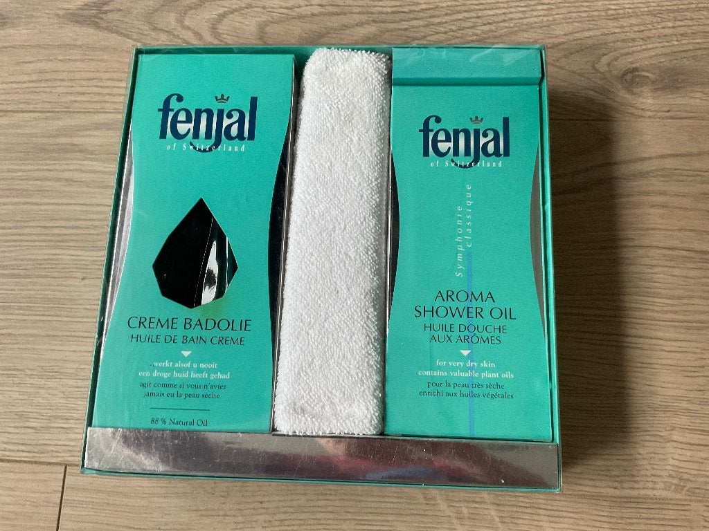 Bad en shower olie, Sieraden, Tassen en Uiterlijk, Uiterlijk | Lichaamsverzorging, Ophalen of Verzenden, Nieuw, Bad & Douche