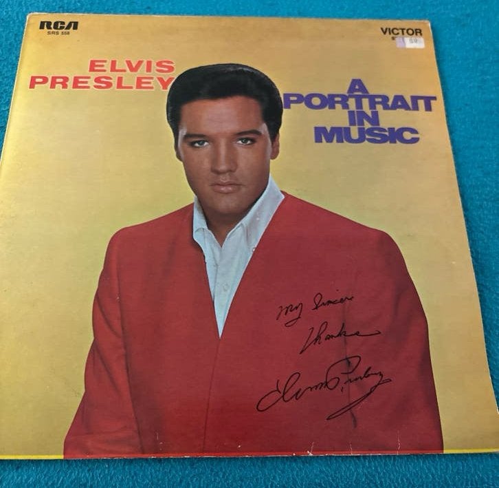 Elvis Presley - A Portrait in Music LP (Gesigneerd), LP, Gebruikt, Pop, Gesigneerd