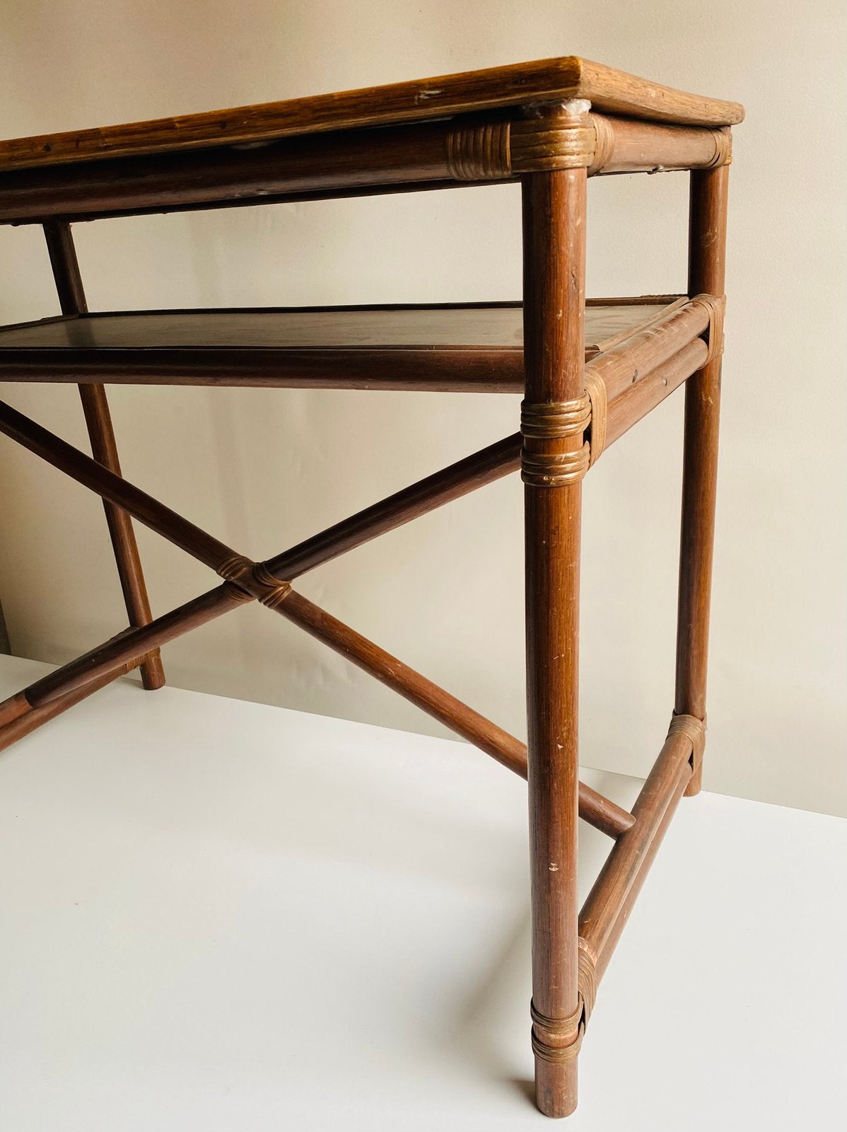 Manou rotan side-table / klein bureau , jaren 80, Gebruikt, 50 tot 100 cm, Jaren 80, Onbekend