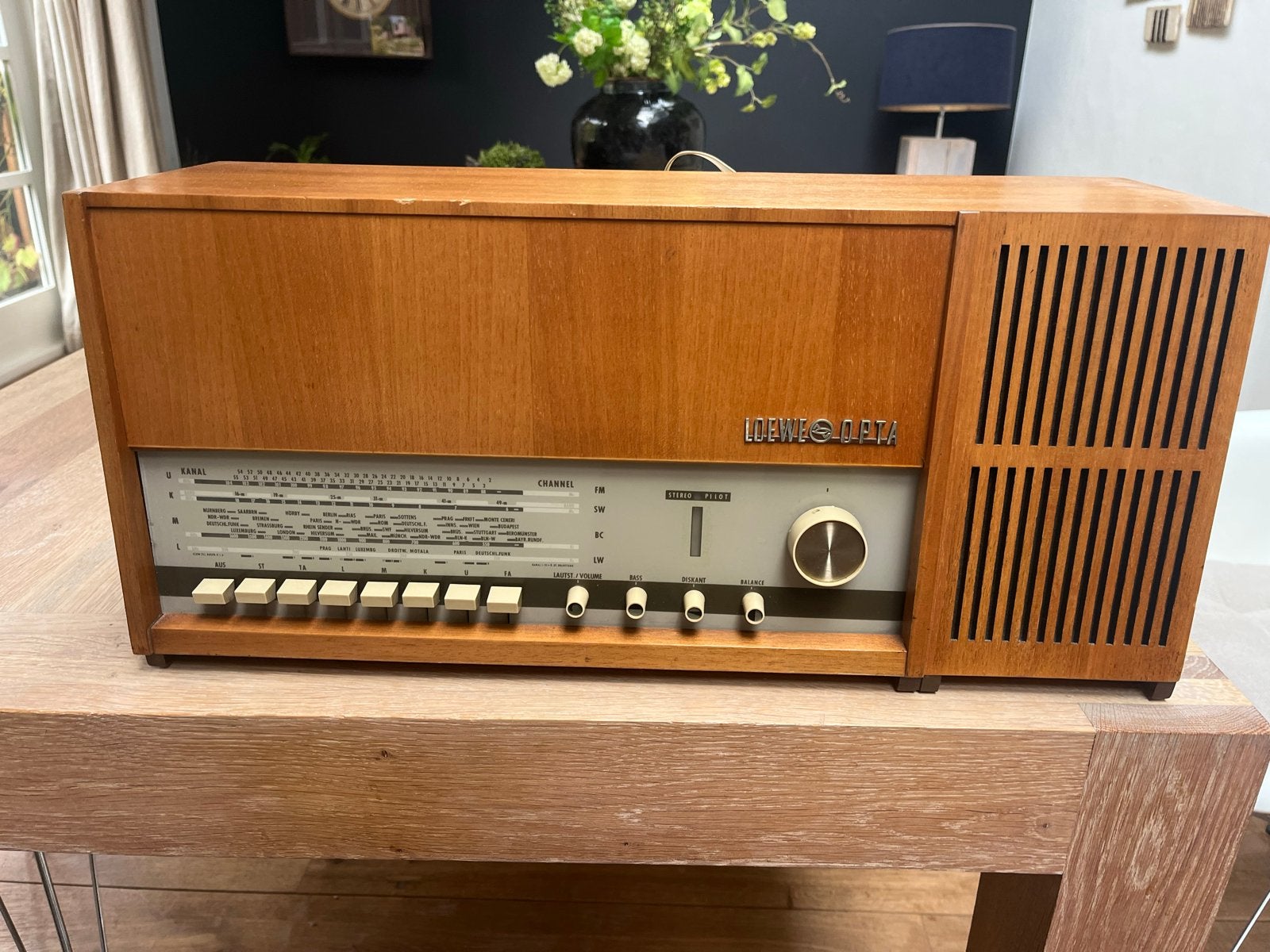 Loewe Opta Luna type 52-071, Audio, Tv en Foto, Ophalen, Gebruikt, Wereldontvanger